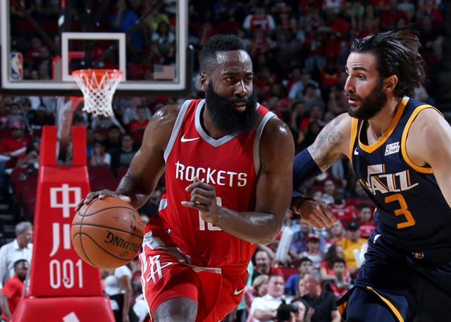 青岛队轻取广东队，哈登刷新纪录