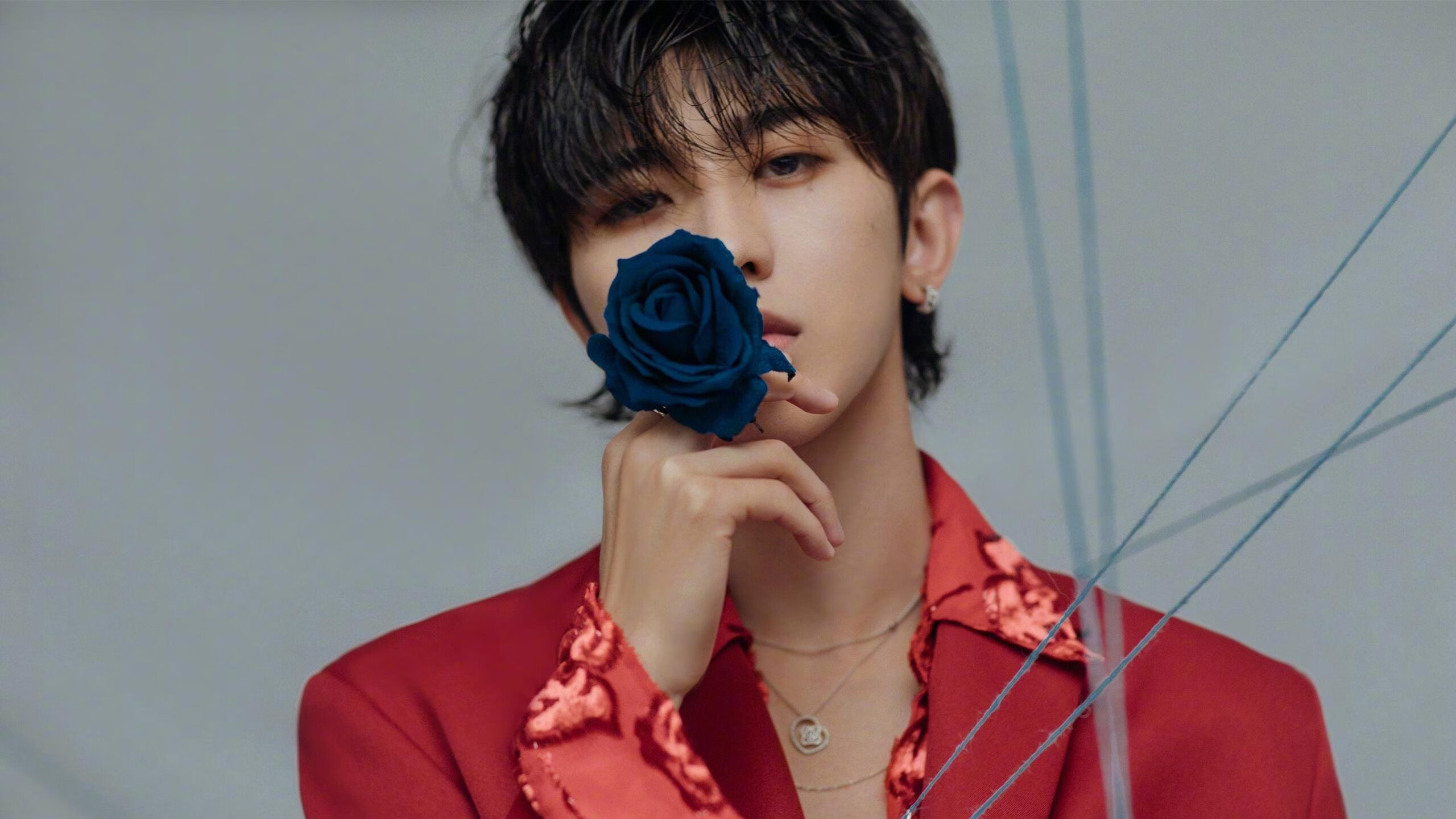 生死一瞬，无声硝烟中，保罗在重压下的破茧成蝶